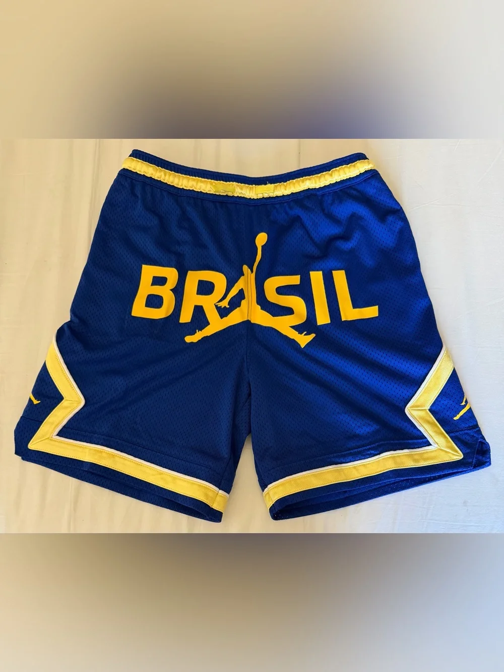 Nike Air Jordan Brazil National Team Mesh Diamond Shorts 95F767-U0K Youth Sz: L